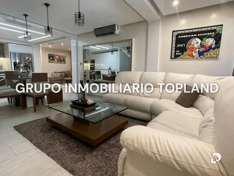 Townhouse en Los Robles, Margarita (sureste) – 2