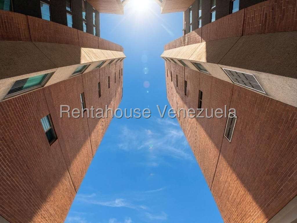 Apartamento en Lomas del Sol, Caracas