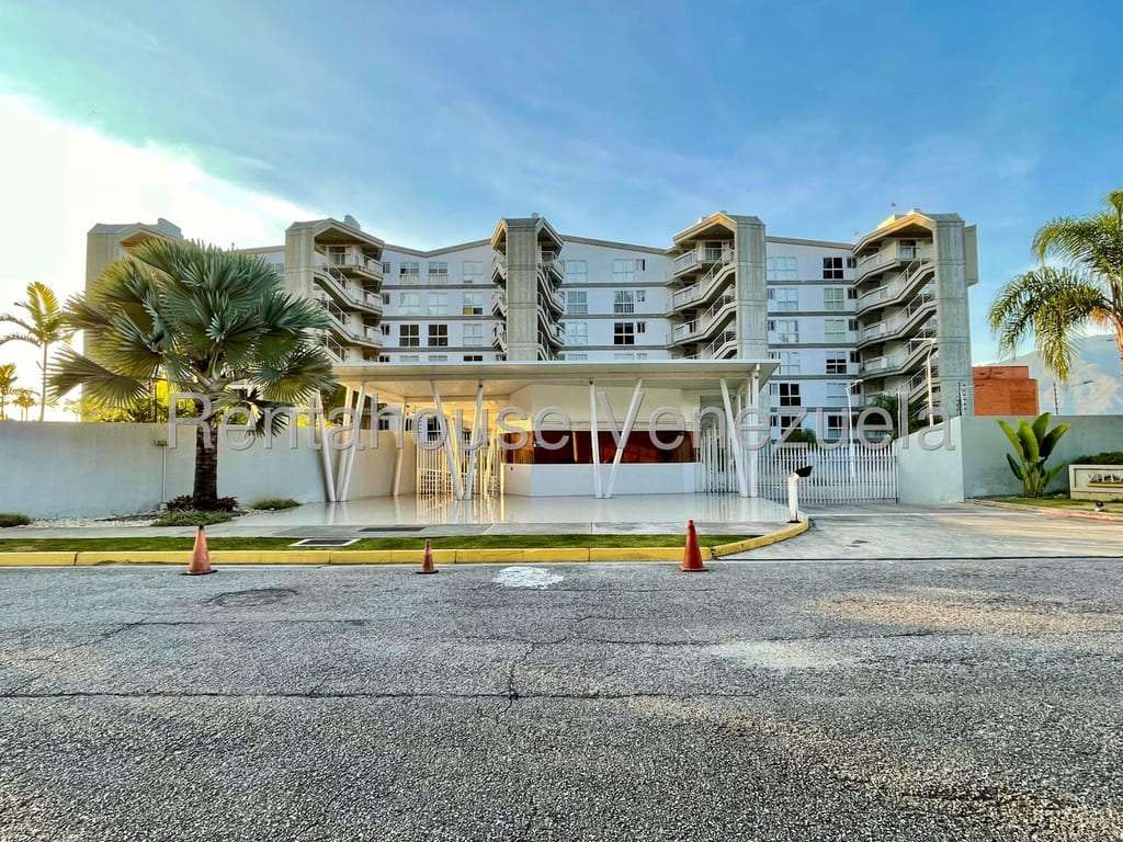 Apartamento en Solar del Hatillo, Caracas - 1