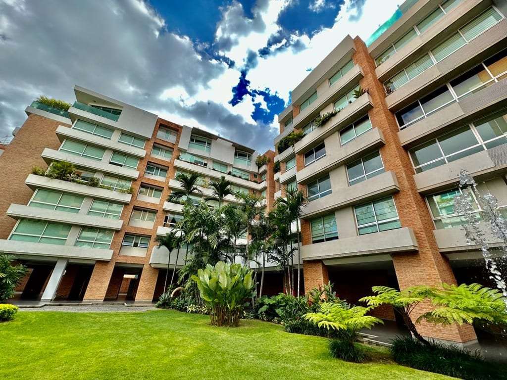 Apartamento en Campo Alegre, Caracas - 1