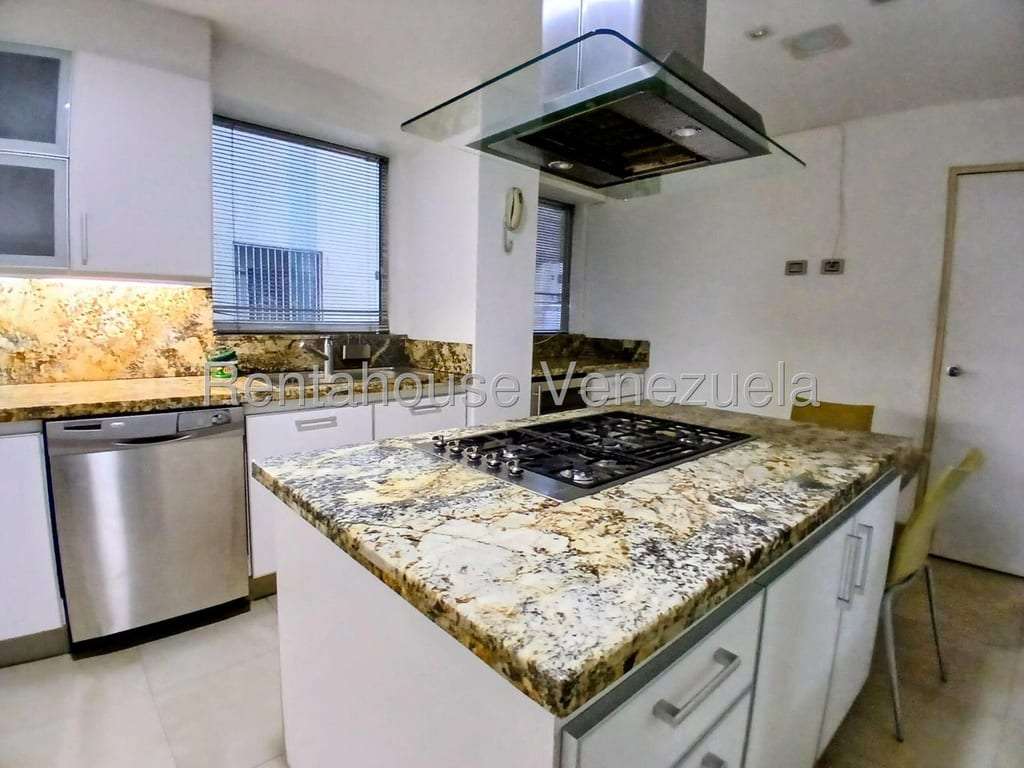 Apartamento en Los Palos Grandes, Caracas