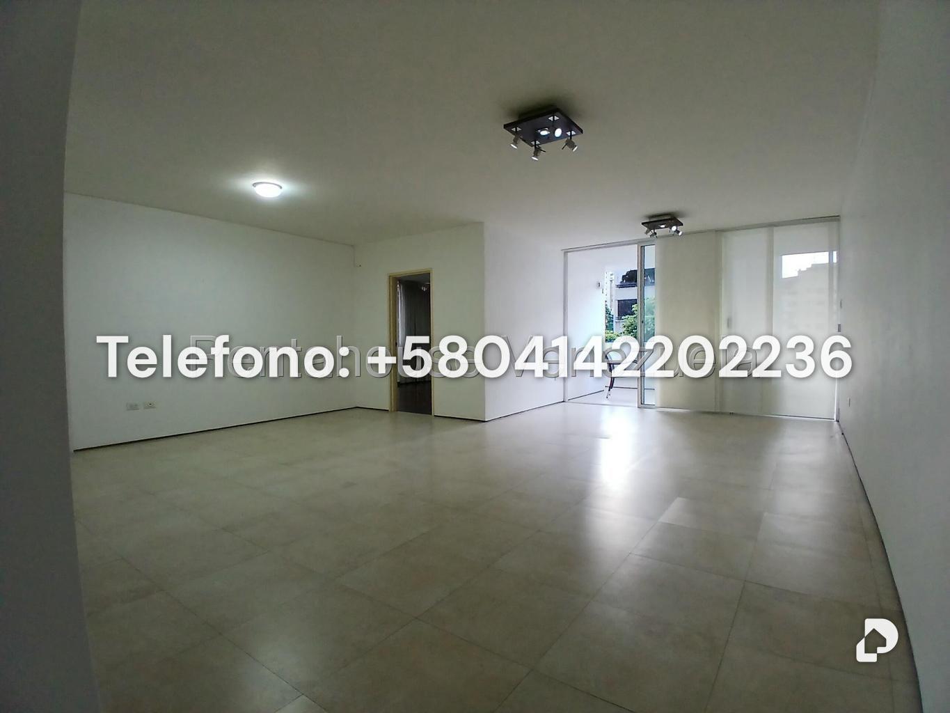 Apartamento en Los Palos Grandes, Caracas – 4