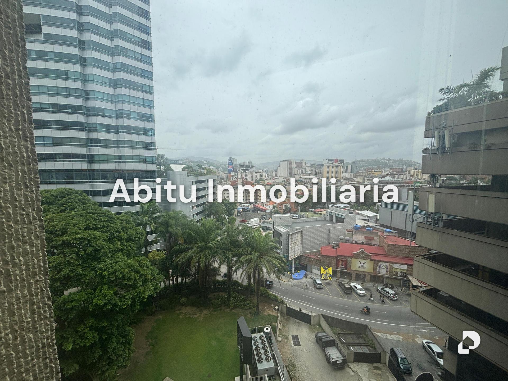 Oficina en La Castellana, Caracas – 1