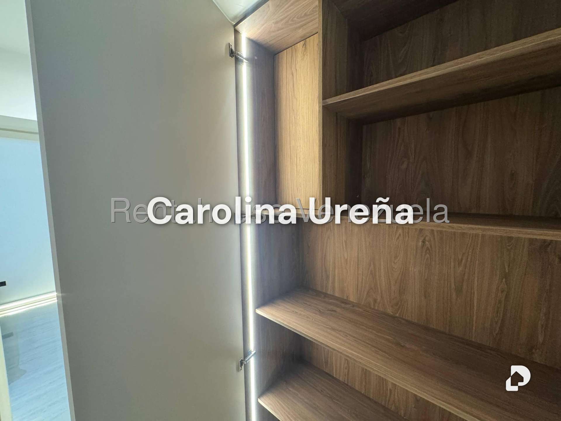Apartamento en Lomas de La Alameda, Caracas – 25