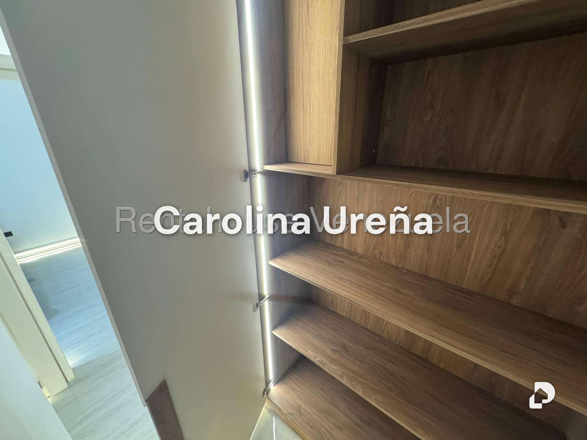 Apartamento en Lomas de La Alameda, Caracas – 26