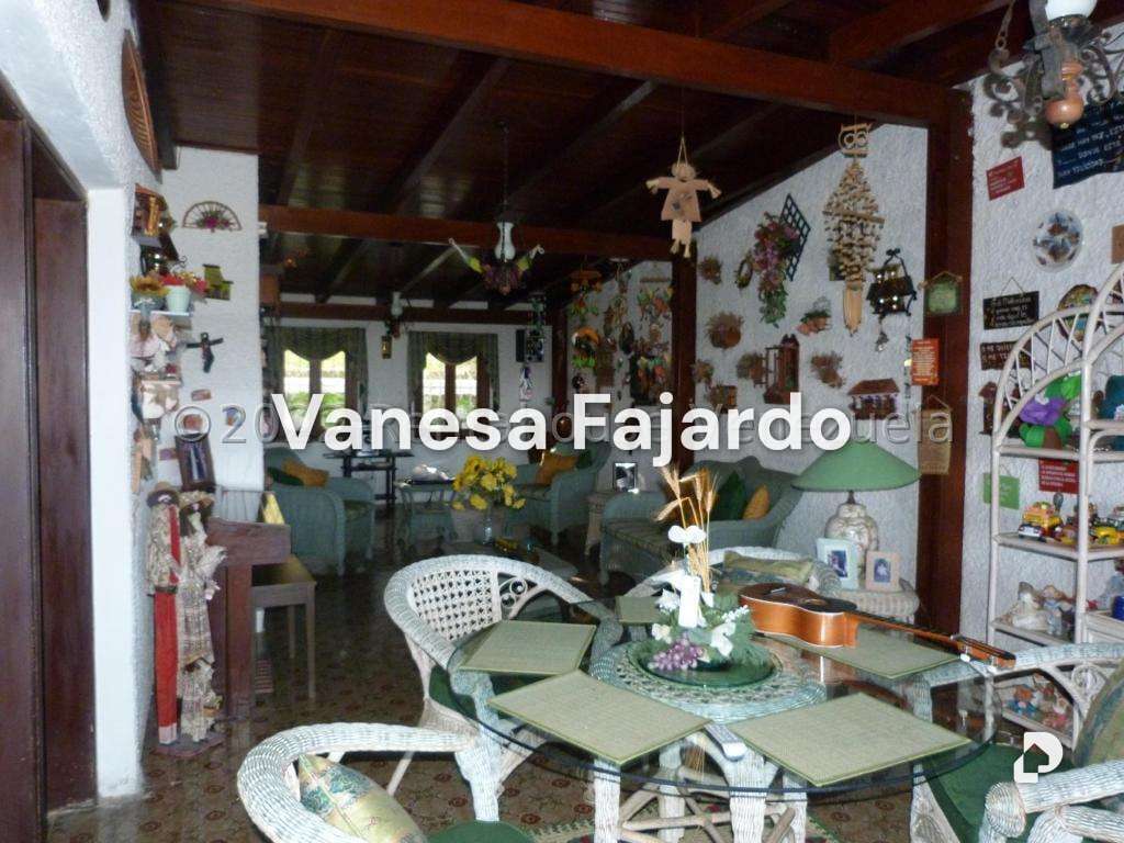 Casa en La Lagunita Country Club, Caracas – 15