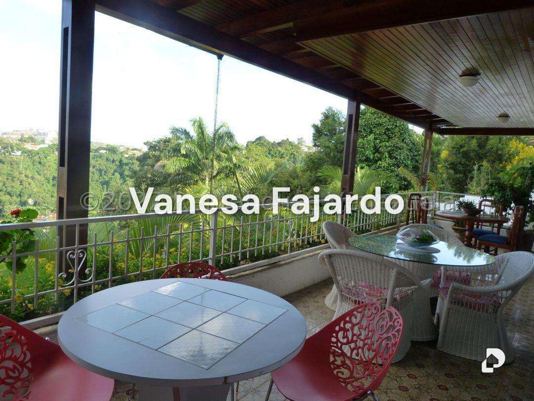 Casa en La Lagunita Country Club, Caracas – 14