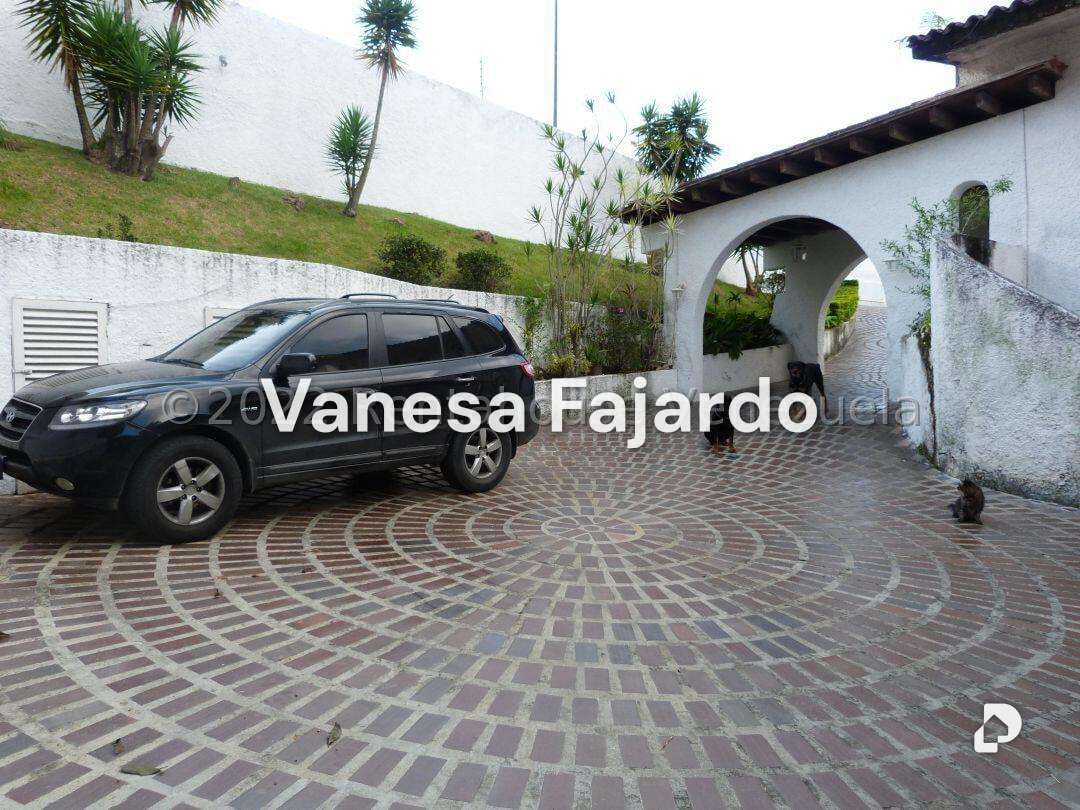 Casa en La Lagunita Country Club, Caracas – 3