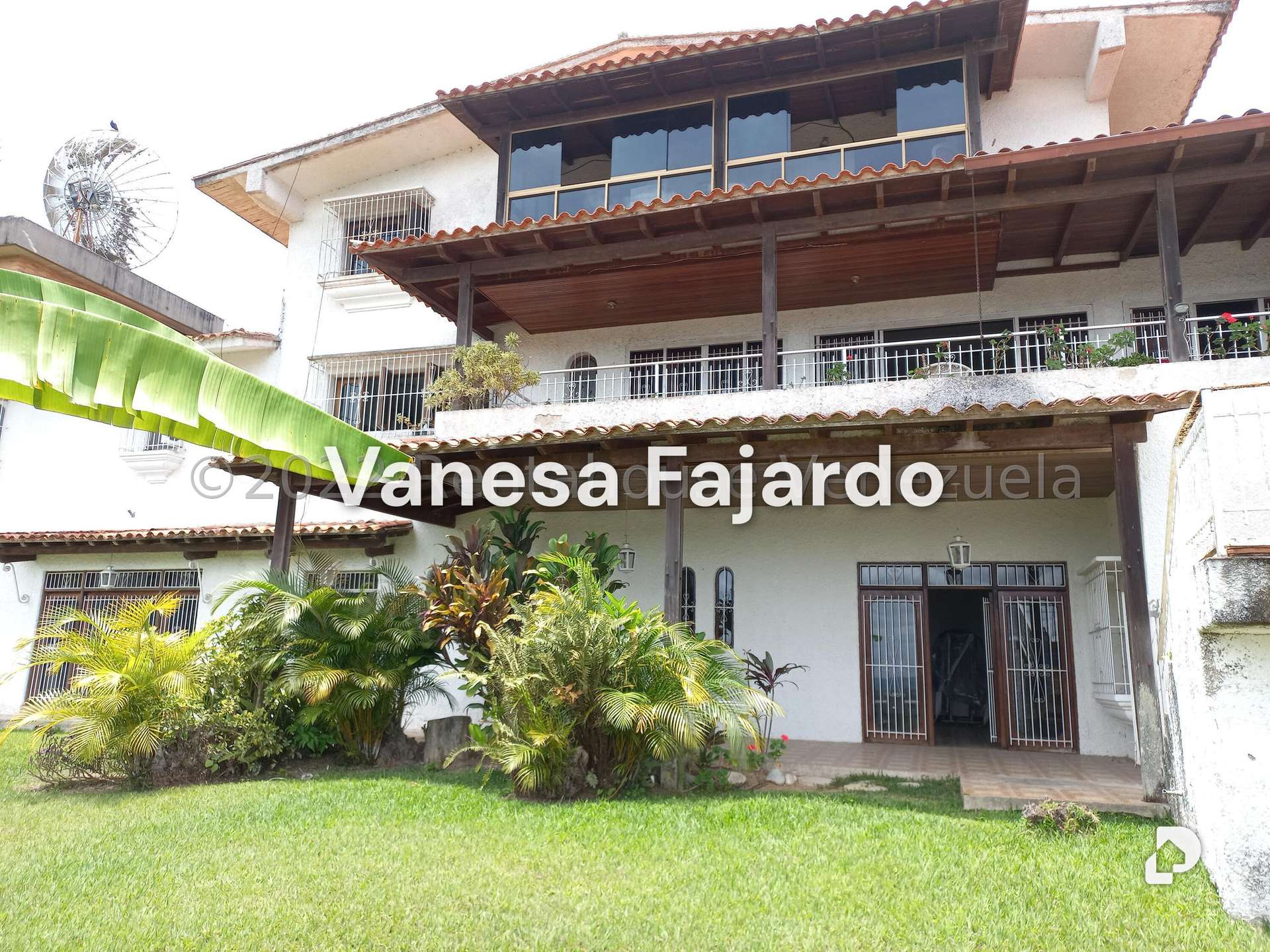 Casa en La Lagunita Country Club, Caracas – 1