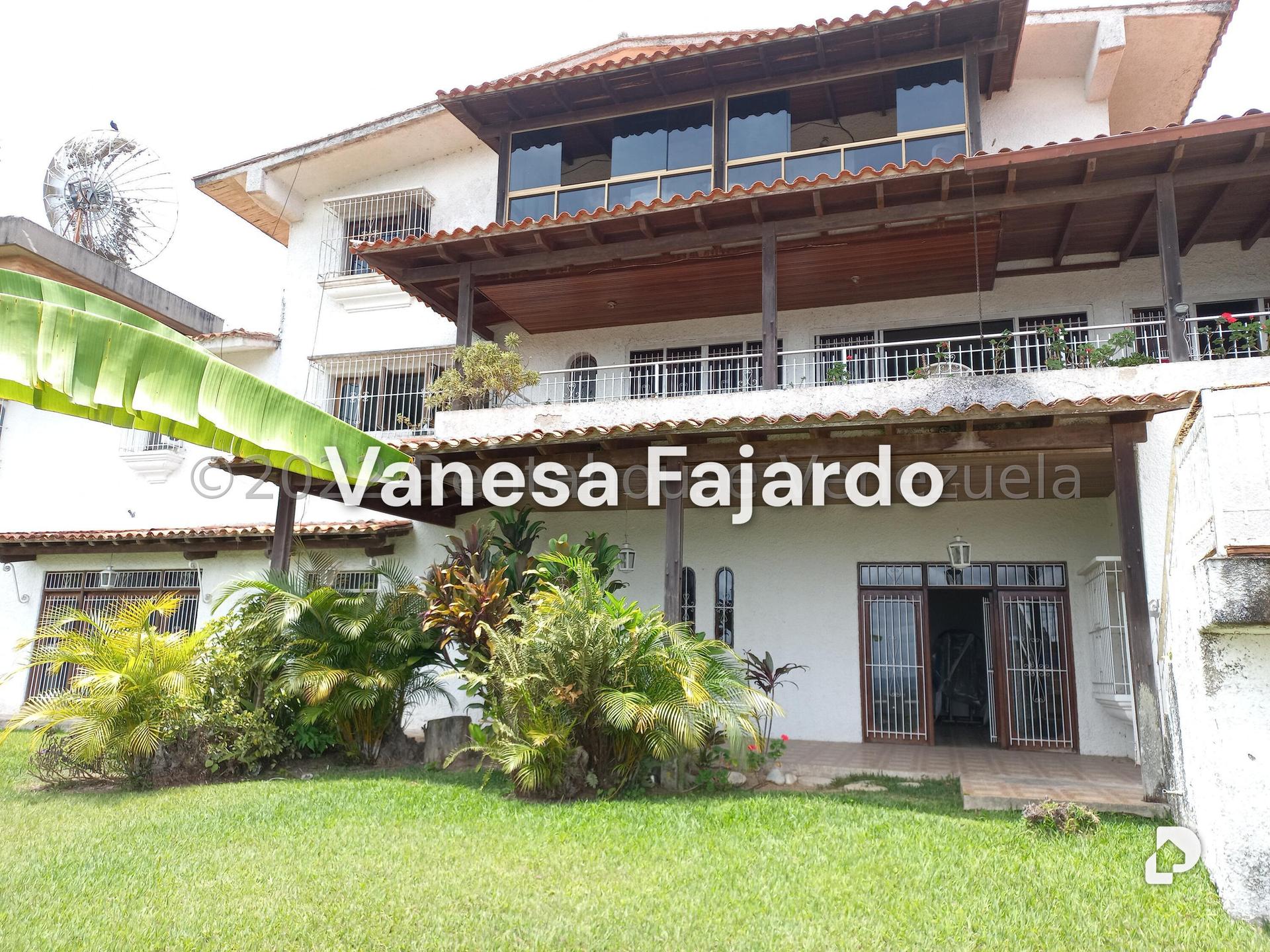 Casa en La Lagunita Country Club, Caracas – 1