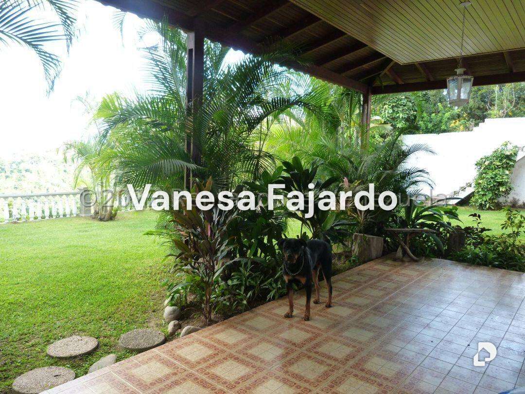 Casa en La Lagunita Country Club, Caracas – 27