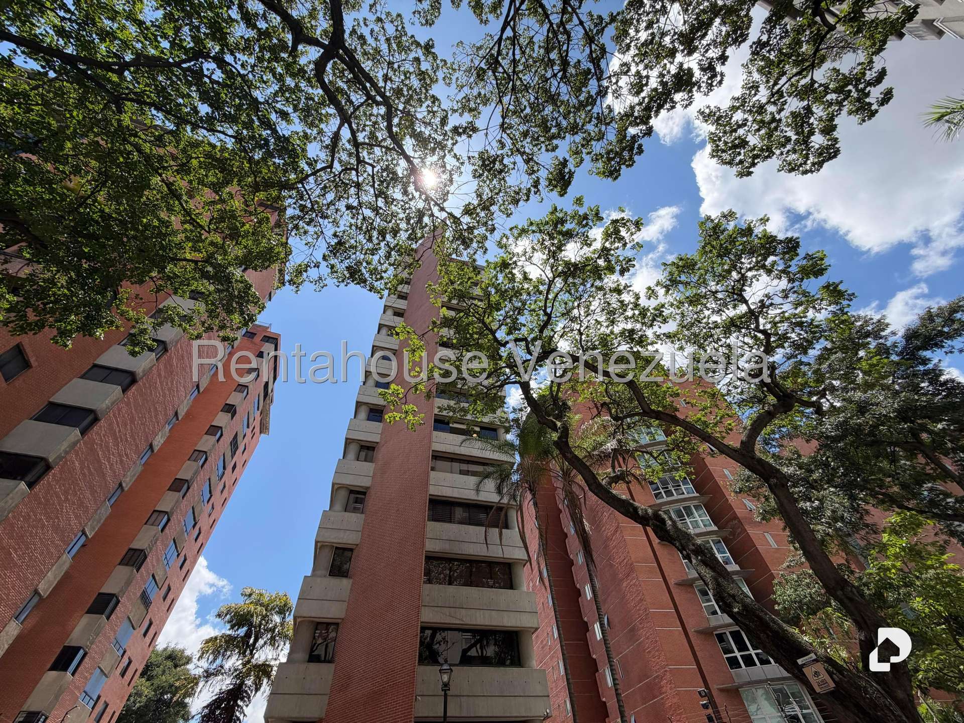 Apartamento en El Rosal, Caracas – 1