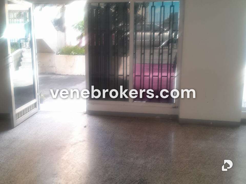 Local comercial en Santa Mónica, Caracas – 4