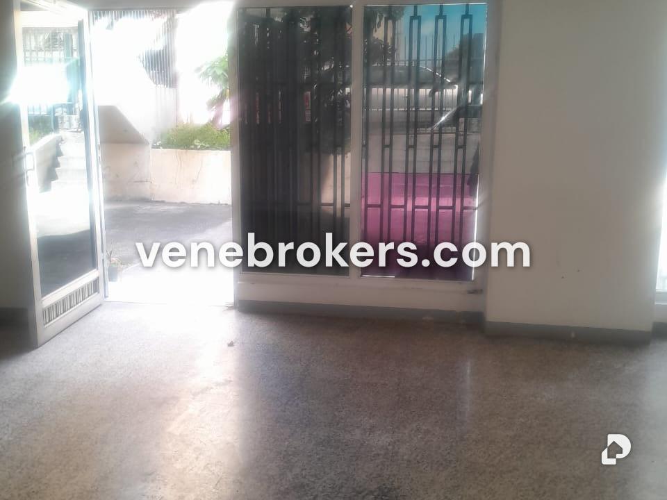 Local comercial en Santa Mónica, Caracas – 4