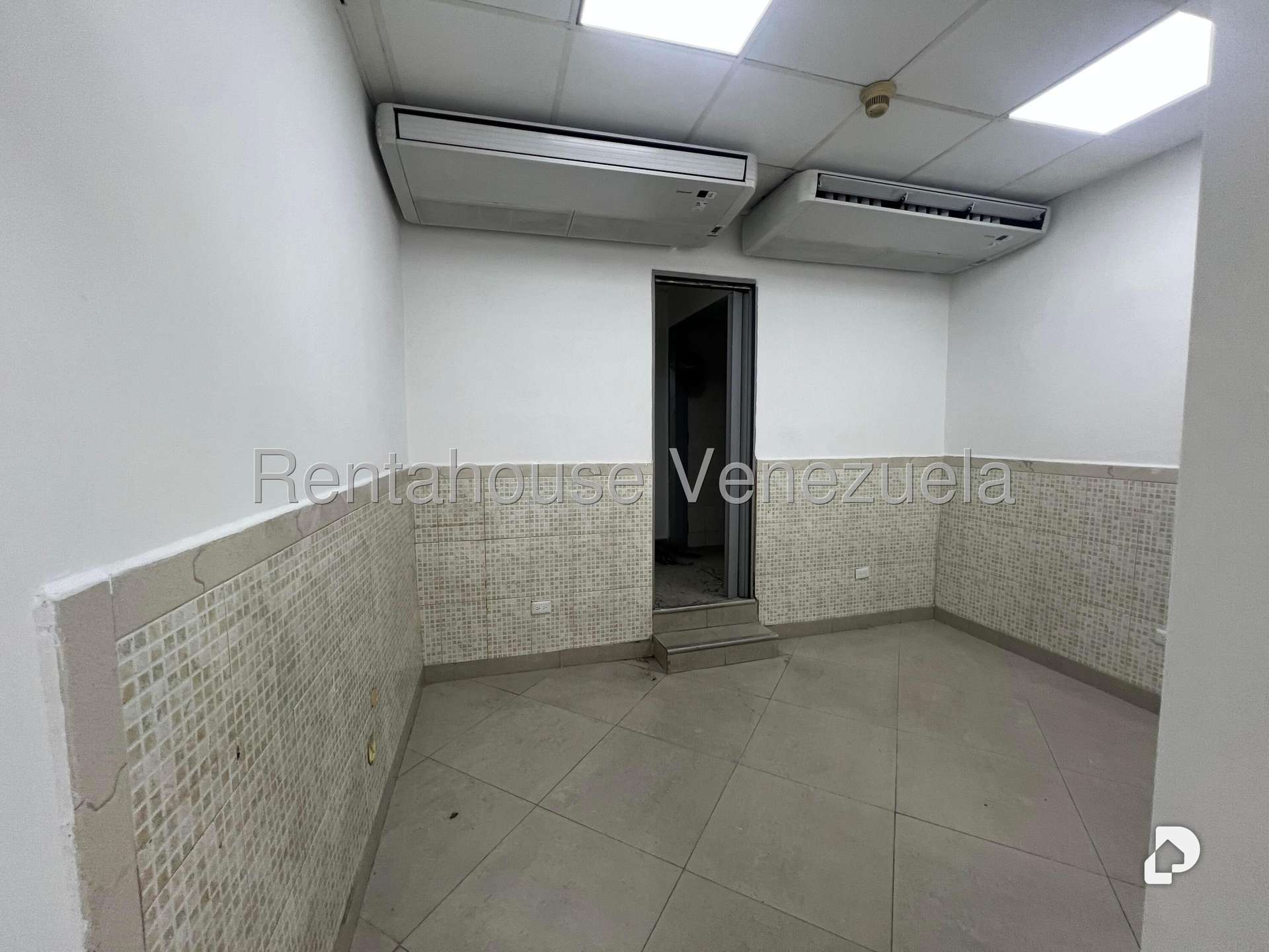 Local comercial en Centro, Caracas – 5