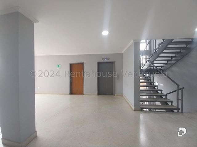 Oficina en Zona Industrial Sur, Valencia – 11
