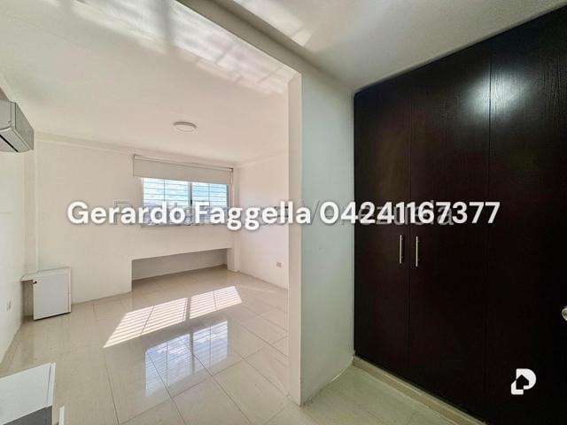 Townhouse en Bosques de La Lagunita, Caracas – 10