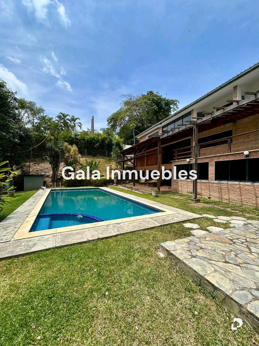 House in Valle Arriba, Caracas – 2