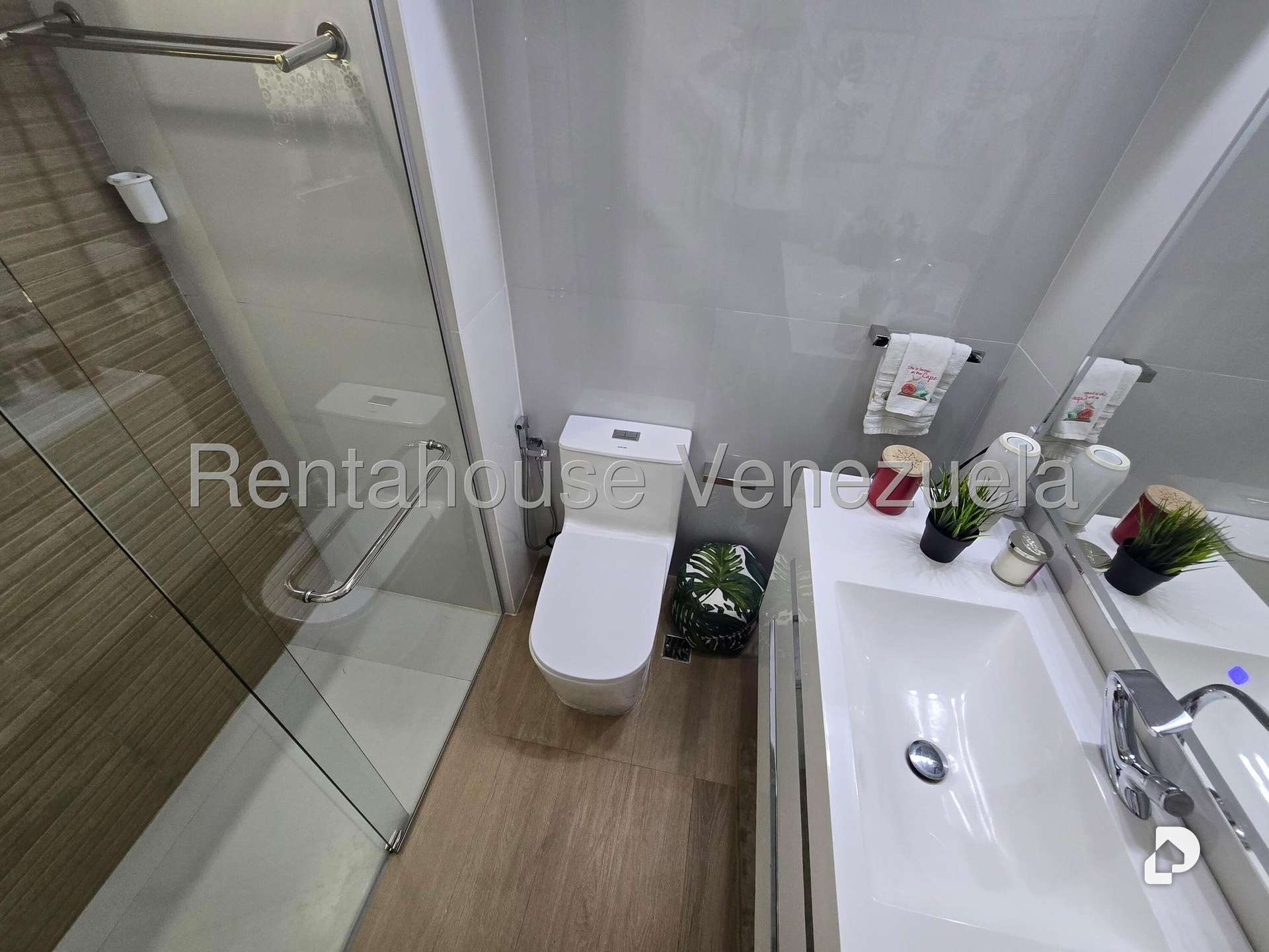 Apartamento en El Rosal, Caracas – 13