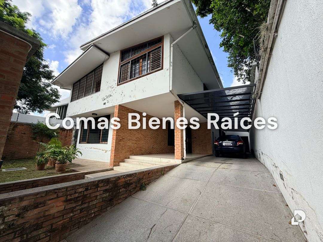Casa en Altamira, Caracas – 1