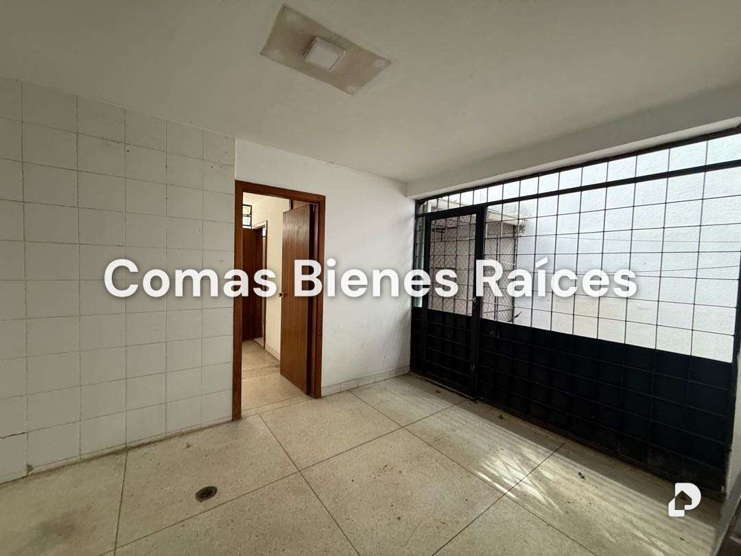Casa en Altamira, Caracas – 16