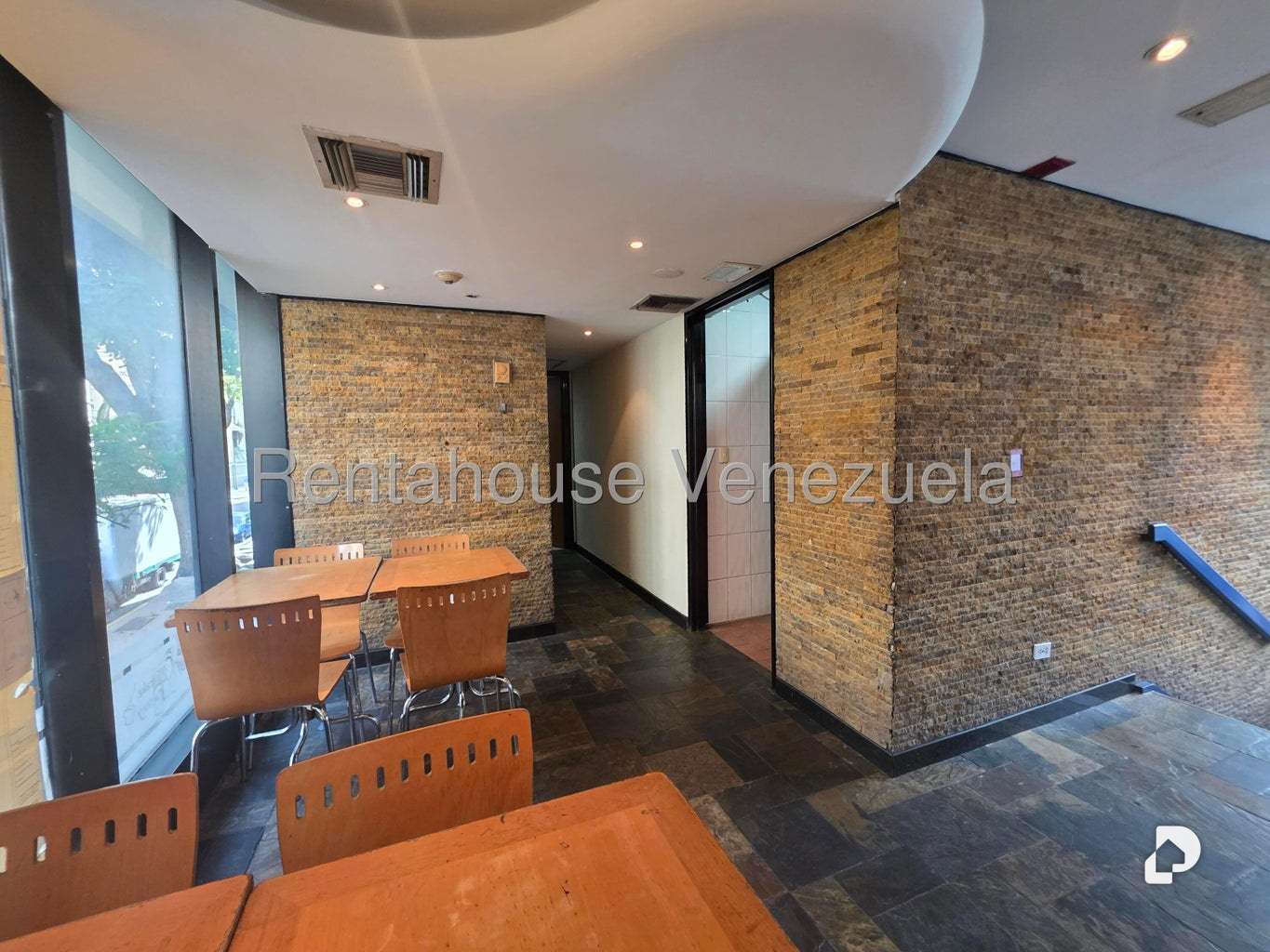 Local comercial en Chacao, Caracas – 78