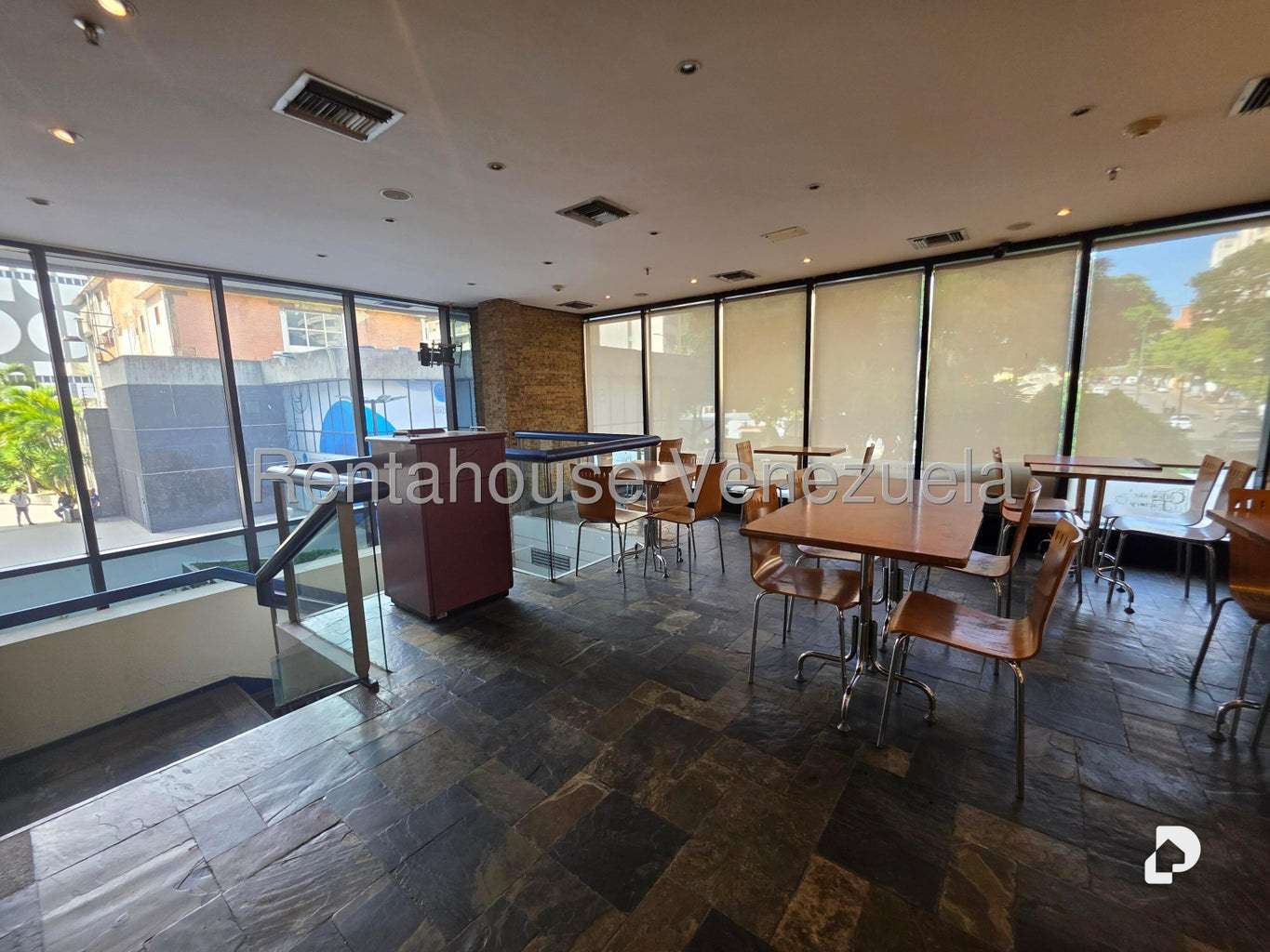 Local comercial en Chacao, Caracas – 72