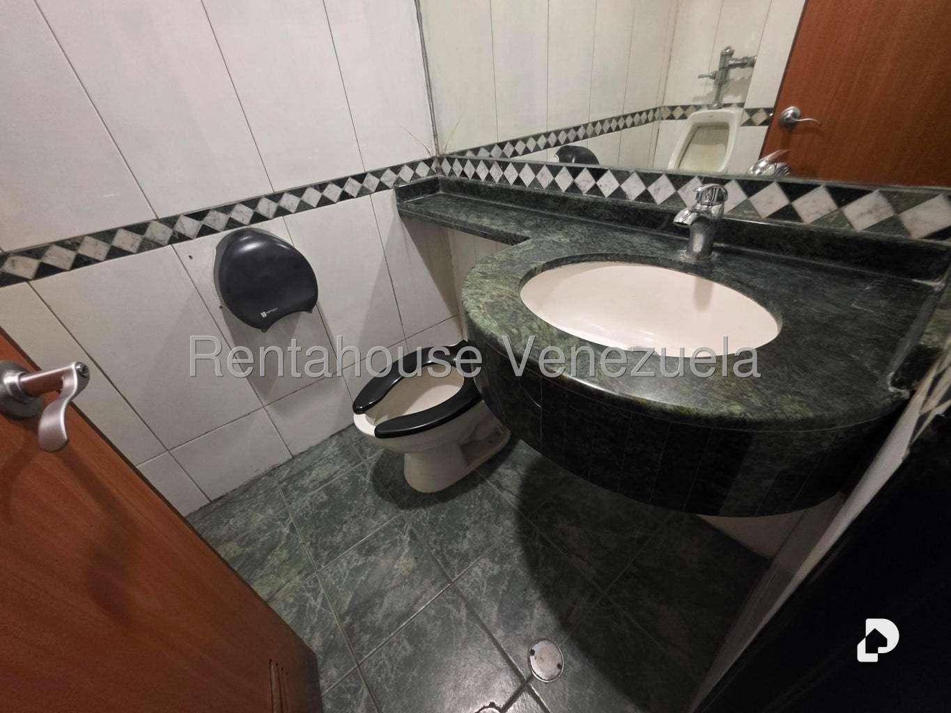 Local comercial en Chacao, Caracas – 64