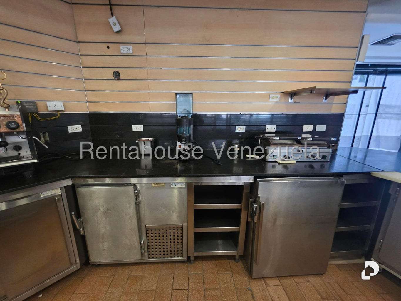 Local comercial en Chacao, Caracas – 30
