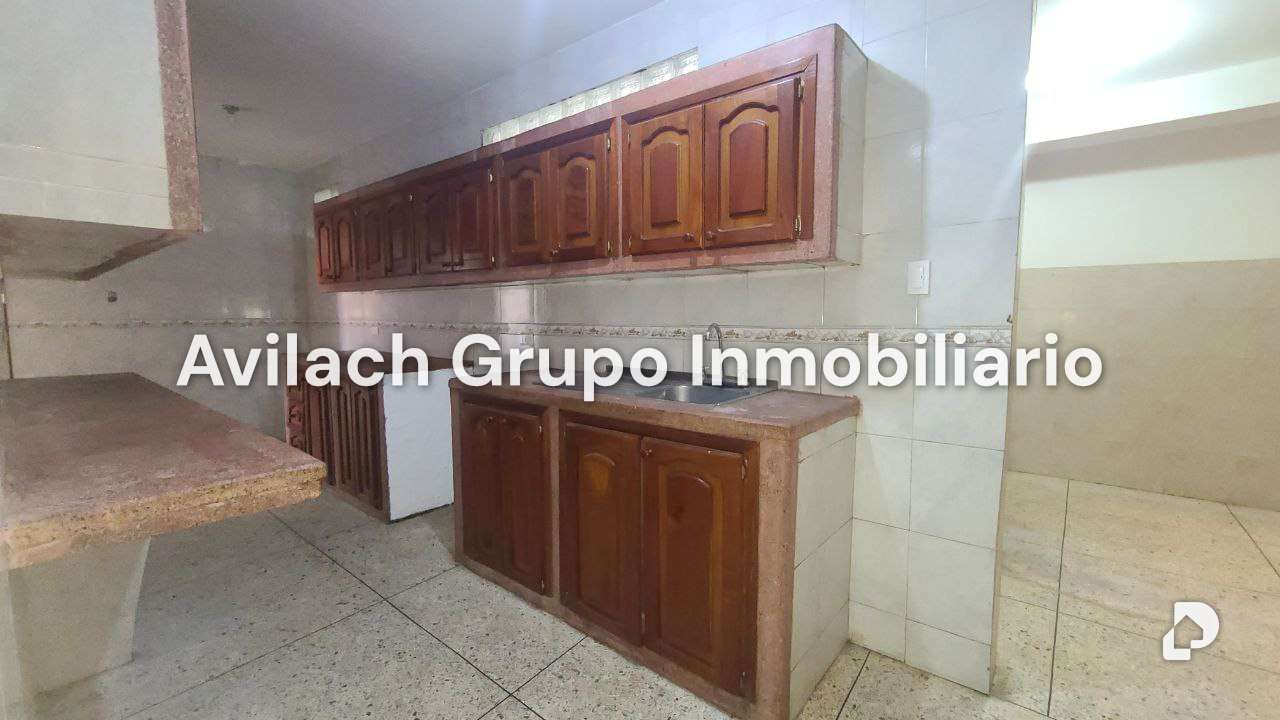 Edificio en Güigüe, Valencia – 12