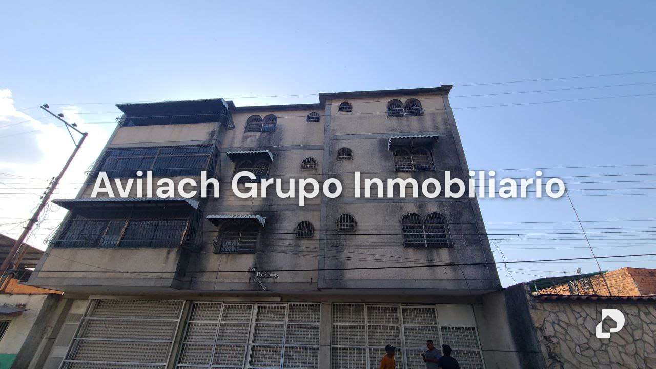 Edificio en Güigüe, Valencia – 2