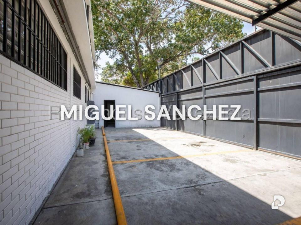 Galpón en La California, Caracas – 2