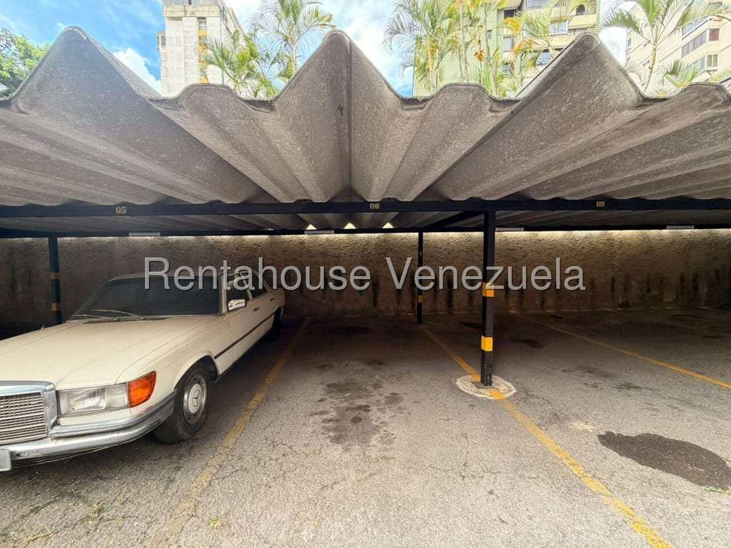 Apartamento en Santa Rosa de Lima, Caracas
