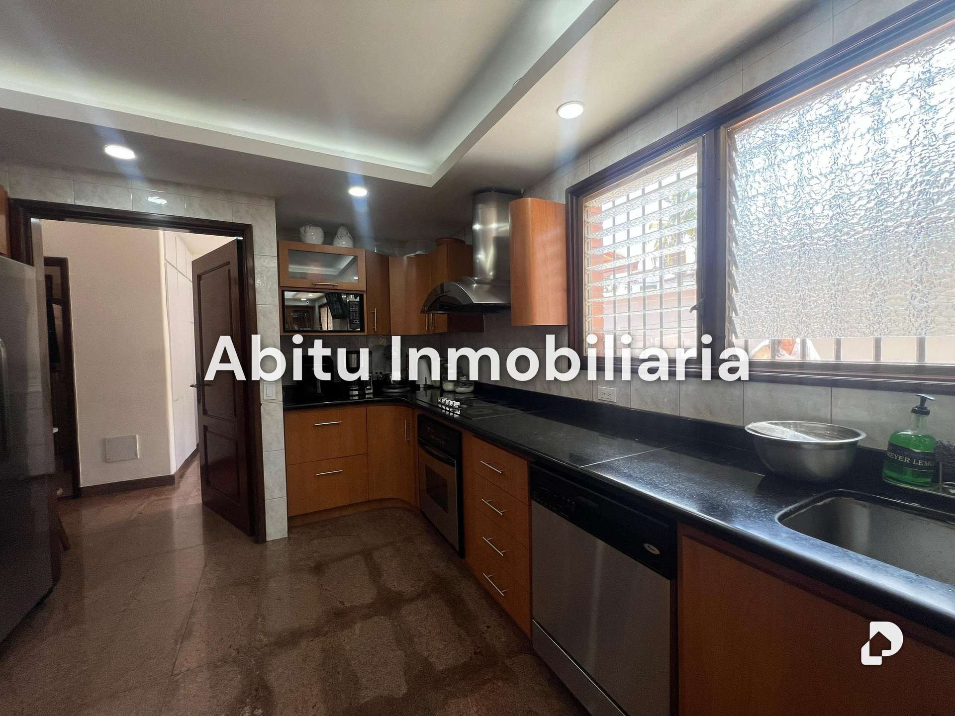 House in Cerro Verde, Caracas – 9