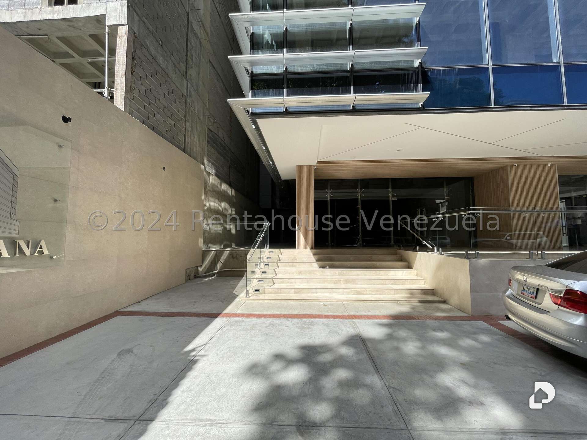 Local comercial en Las Mercedes, Caracas – 4