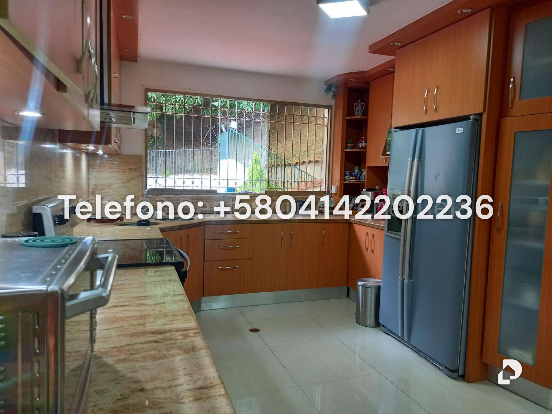 Casa en Lomas de Prados del Este, Caracas – 11