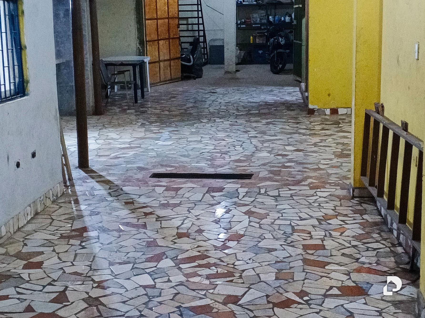 Local comercial en Calle Bella Vista, Cerca De La Av. Bolívar, Puerto La Cruz – 5