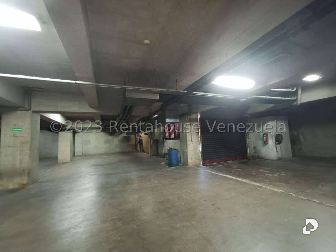Edificio en La Urbina, Caracas – 7