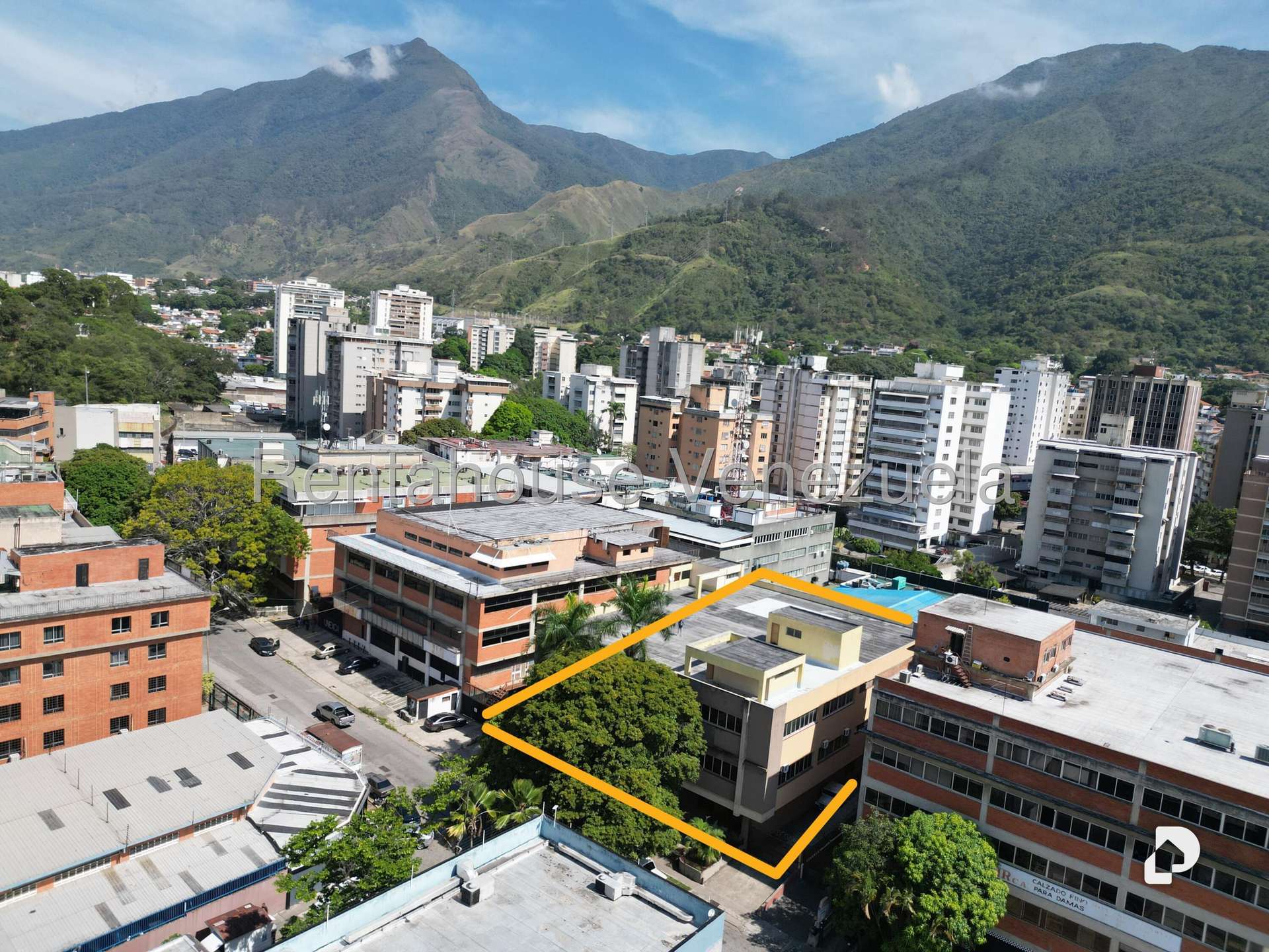 Edificio en La Urbina, Caracas – 2