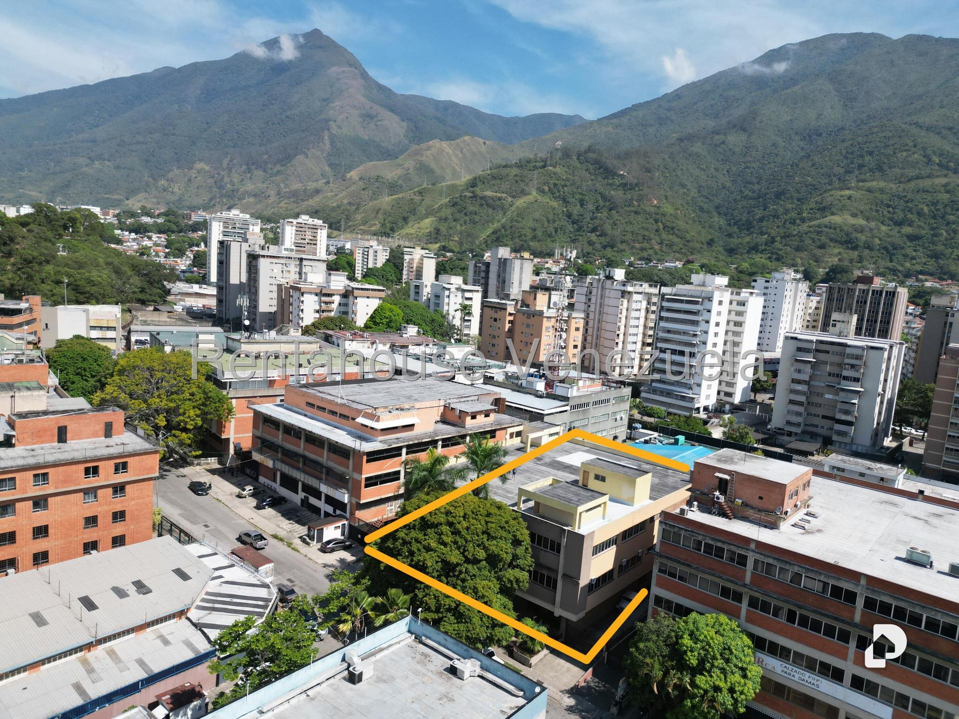 Edificio en La Urbina, Caracas – 2