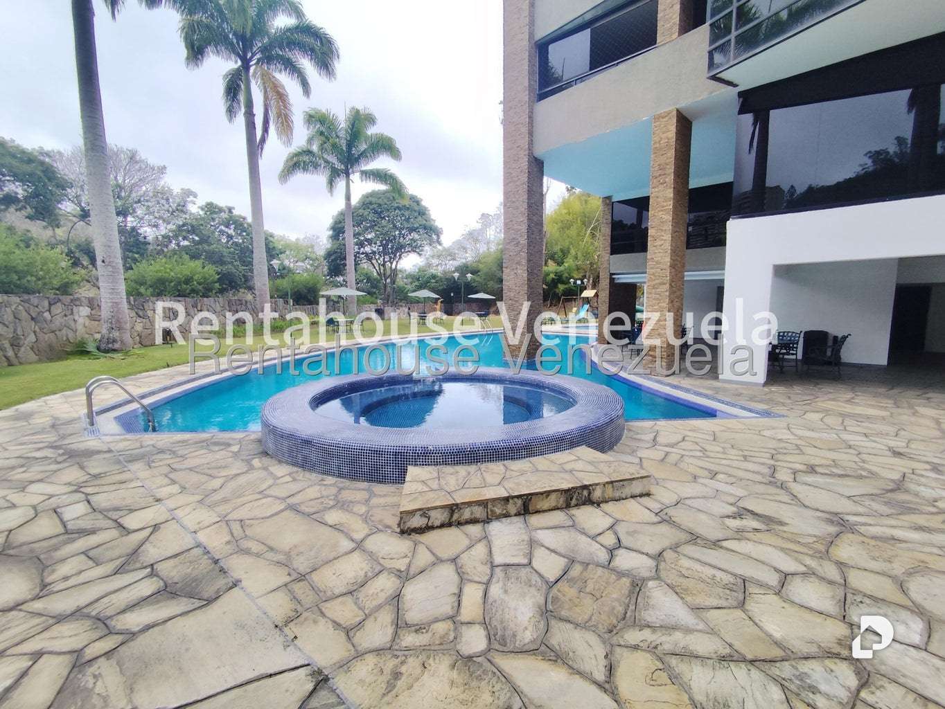 Apartment in Lomas de La Lagunita, Caracas – 43