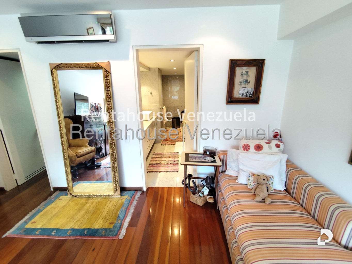 Apartment in Lomas de La Lagunita, Caracas – 14