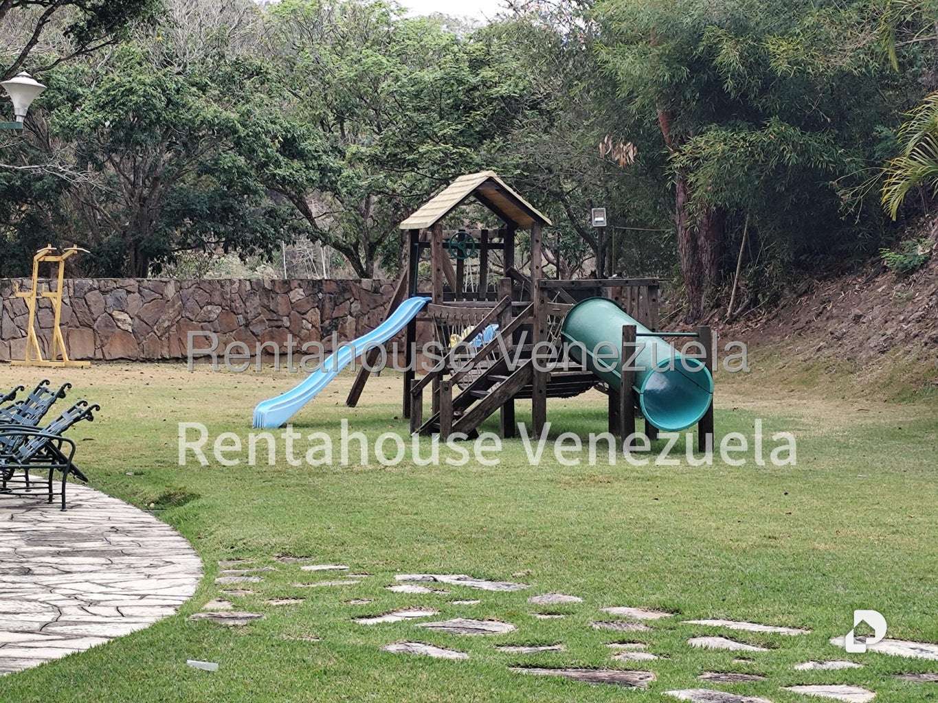 Apartment in Lomas de La Lagunita, Caracas – 46