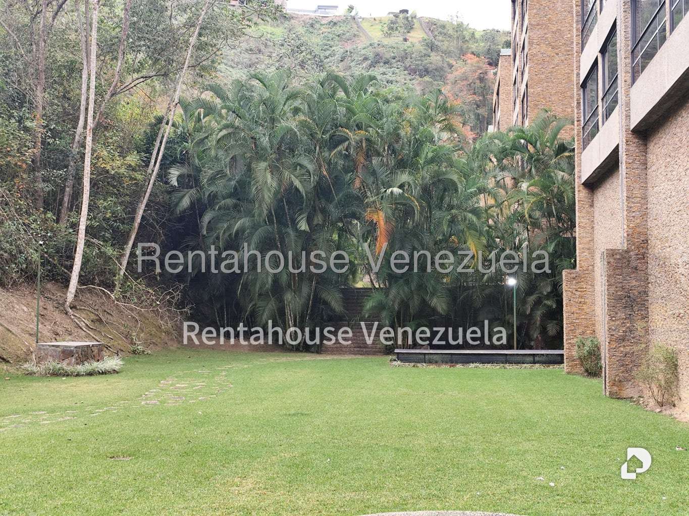 Apartment in Lomas de La Lagunita, Caracas – 48