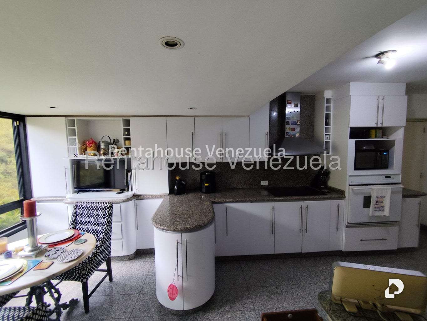 Apartment in Lomas de La Lagunita, Caracas – 24
