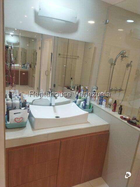 Apartamento en Campo Alegre, Caracas – 26