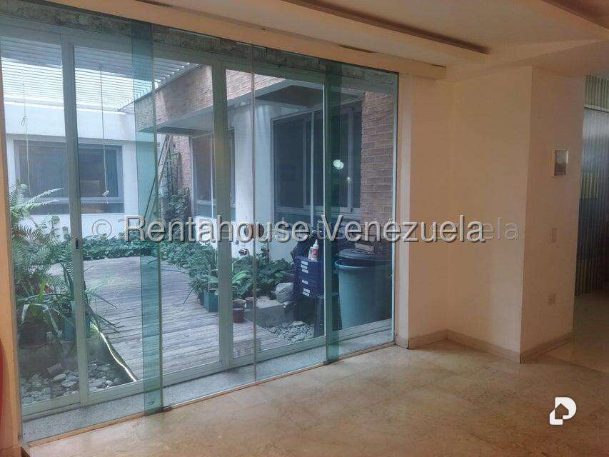 Apartamento en Campo Alegre, Caracas – 27