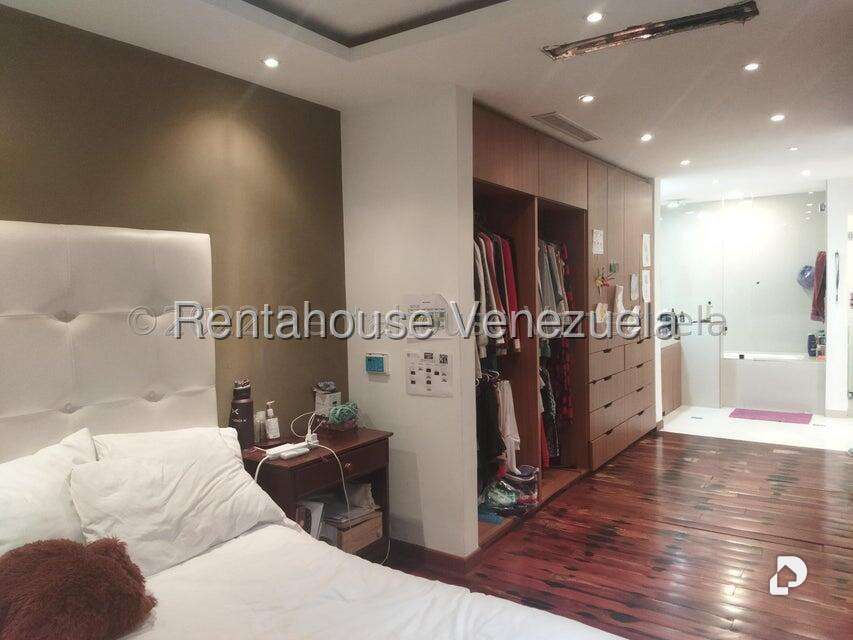 Apartamento en Campo Alegre, Caracas – 22
