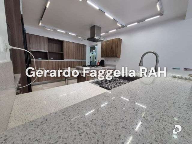 Apartamento en La Boyera, Caracas – 4