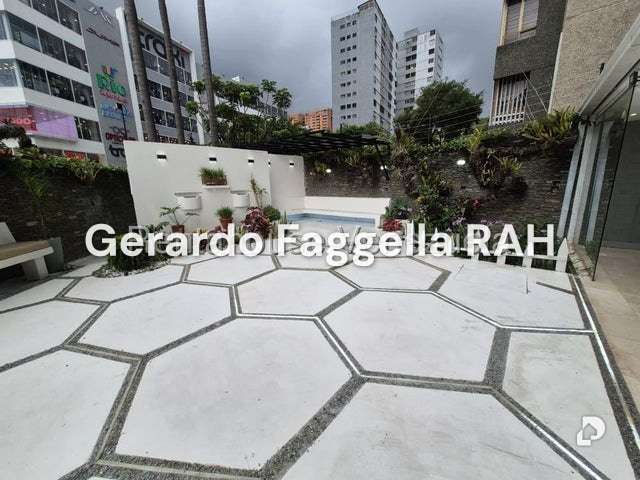 Apartamento en La Boyera, Caracas – 1